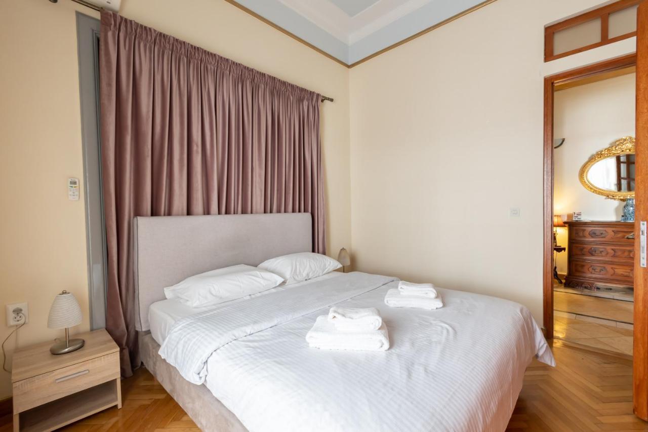 Ideal 4 Bdr Apartment In Plaka For 10! Atenas Exterior foto
