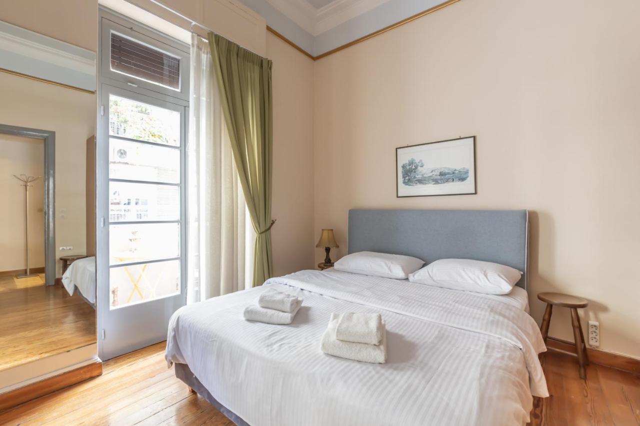 Ideal 4 Bdr Apartment In Plaka For 10! Atenas Exterior foto