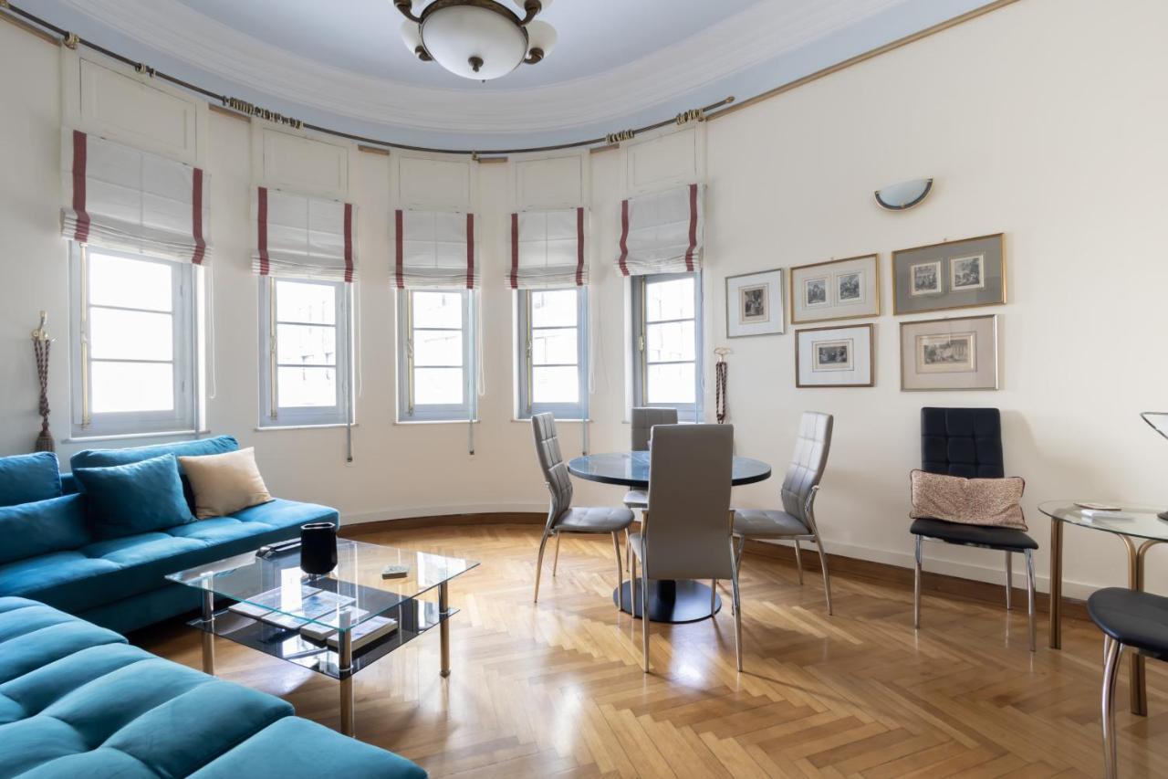 Ideal 4 Bdr Apartment In Plaka For 10! Atenas Exterior foto