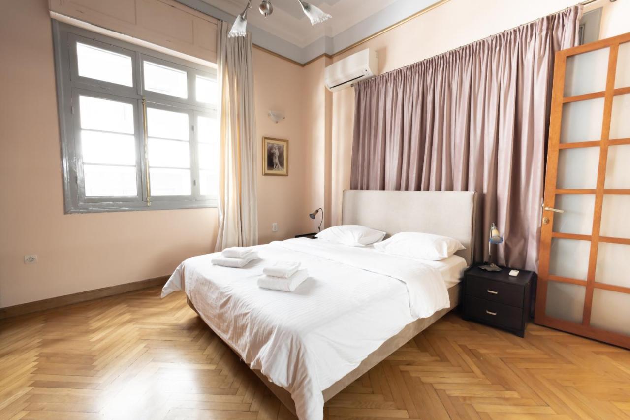 Ideal 4 Bdr Apartment In Plaka For 10! Atenas Exterior foto